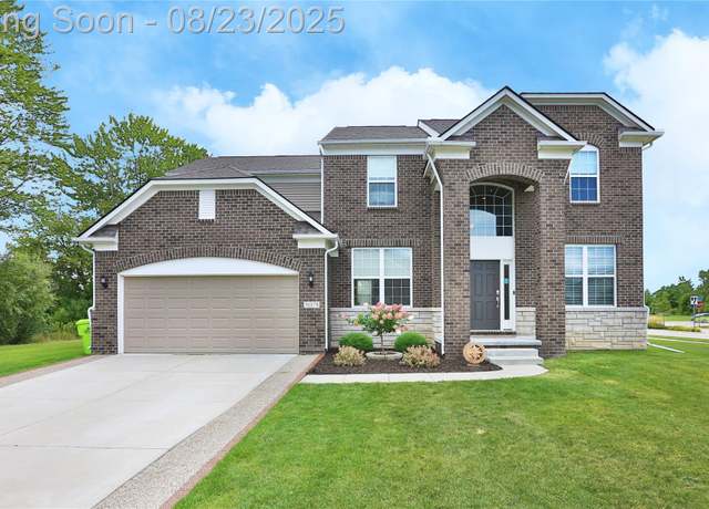 Property at 16378 Jake Dr, Macomb Township, MI 48044, 4 beds, 2.5 baths