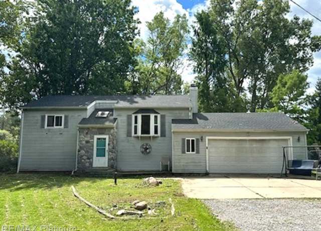 Property at 7020 E Carpenter Rd, Richfield Township, MI 48423, 3 beds, 2 baths