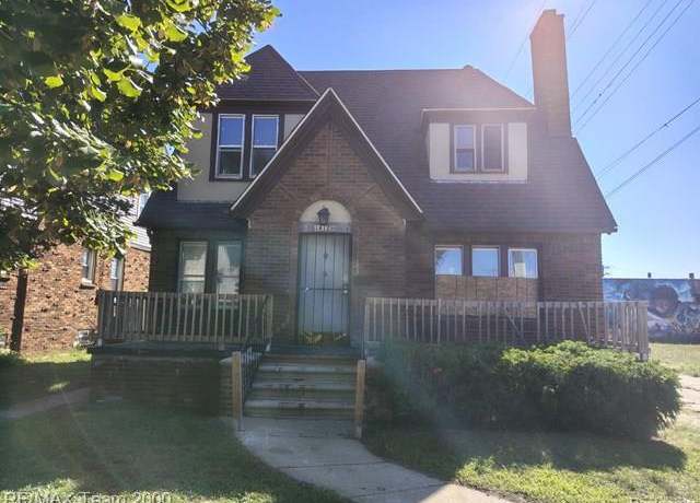 Property at 16128 Wisconsin St, Detroit, MI 48221, 3 beds, 1 bath