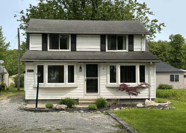 Property at 38281 Murdick Dr, New Baltimore, MI 48047, 3 beds, 2 baths