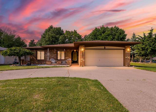 Property at 3849 Barg Dr, Sterling Heights, MI 48310, 3 beds, 2.5 baths