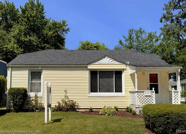 Property at 2343 Bonner St, Ferndale, MI 48220, 2 beds, 1 bath
