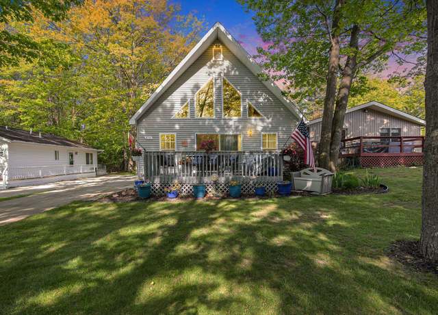Property at 8735 Blackberry Ln, Port Austin, MI 48467, 3 beds, 3 baths