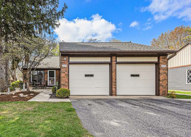 Property at 2295 Radcliff Cir SE, Grand Rapids, MI 49546, 2 beds, 2 baths
