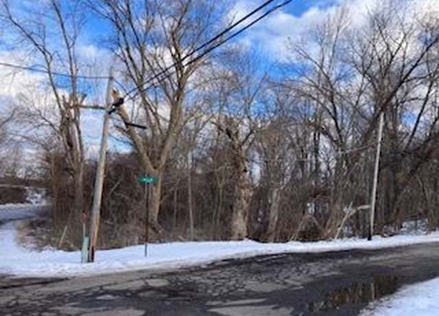 Property at 000 Oakland & Caroline, Milford, MI 48381