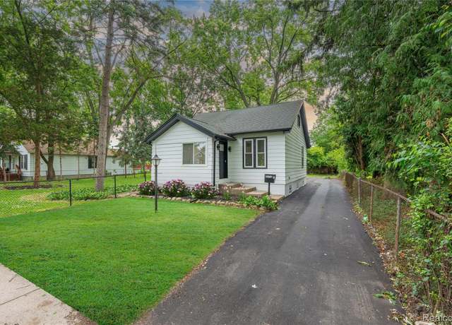Property at 28724 Aberdeen St, Southfield, MI 48076, 3 beds, 1 bath