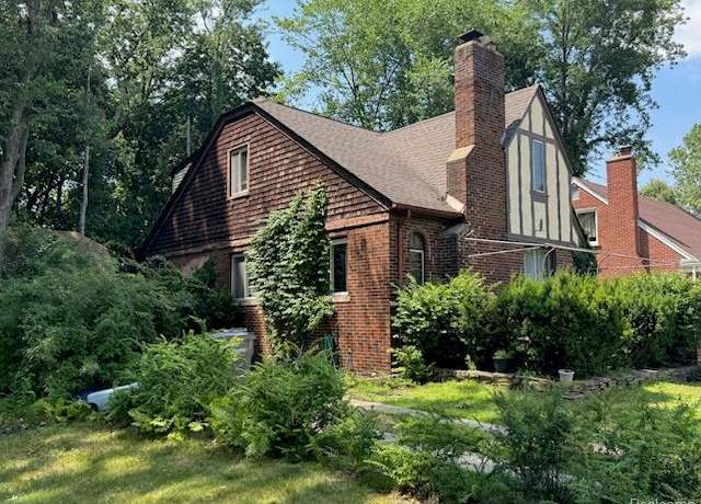 Property at 426 S Waverly St, Dearborn, MI 48124, 3 beds, 2 baths