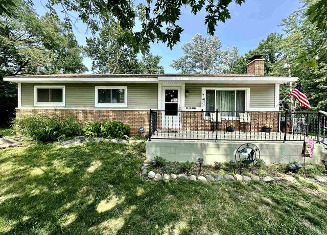 Property at 8235 Rondale Dr, Shelby Charter Township, MI 48316, 3 beds, 1.5 baths