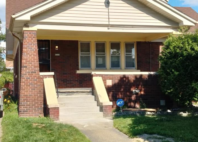 Property at 12600 Pinehurst St, Detroit, MI 48238, 3 beds, 1.5 baths
