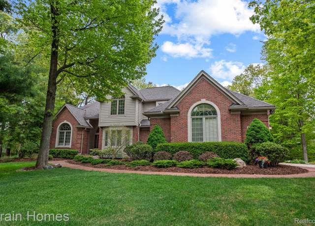 Property at 1171 Deer Path Trl, Oxford, MI 48371, 4 beds, 4.5 baths