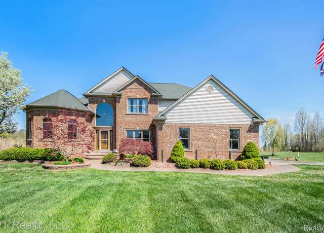 Property at 3227 Ready Rd NE, South Rockwood, MI 48179, 4 beds, 3.5 baths
