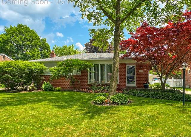 Property at 22900 Frederick Ave, Farmington, MI 48336, 3 beds, 1.5 baths