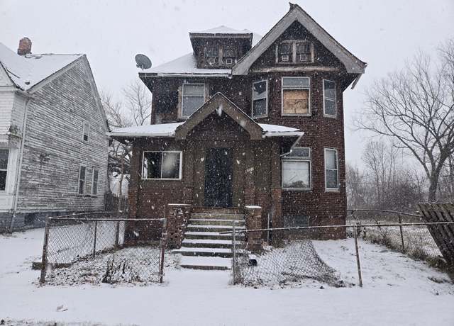 Property at 6007 Crane St, Detroit, MI 48213, 4 beds, 1 bath