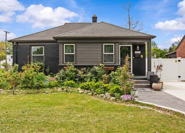 Property at 1005 W 12 Mile Rd, Royal Oak, MI 48073, 2 beds, 2 baths