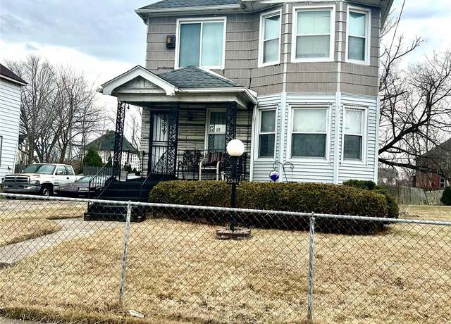 Property at 2541 Garland St, Detroit, MI 48214, 3 beds, 1.5 baths