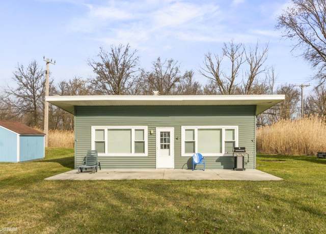 Property at 3130 S Channel Dr, Harsens Island, MI 48028, 2 beds, 1 bath