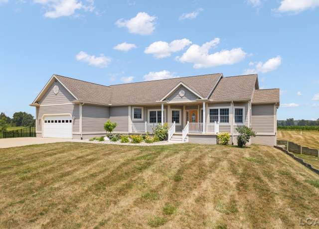 Property at 5726 Wolf Creek Hwy Hwy, Adrian, MI 49221, 3 beds, 3 baths