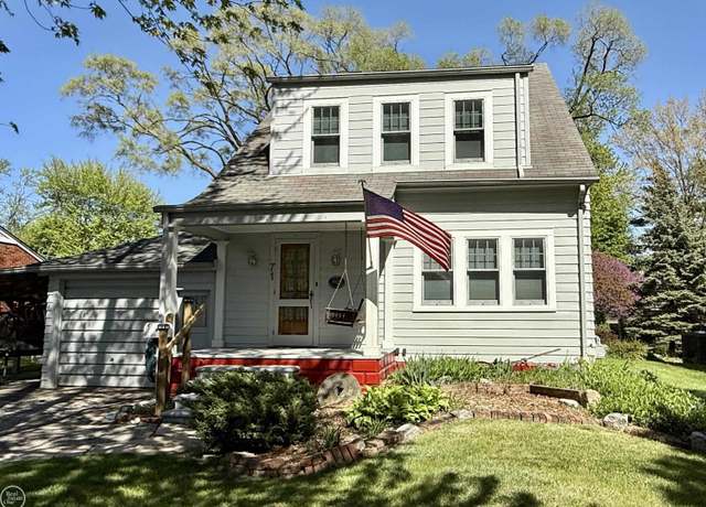 Property at 71 Lodewyck St, Mt Clemens, MI 48043, 3 beds, 2.5 baths