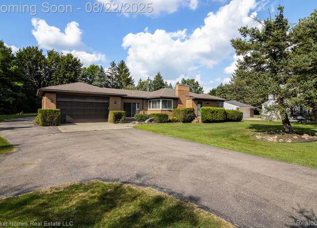 Property at 44620 W 11 Mile Rd, Novi, MI 48375, 2 beds, 2 baths