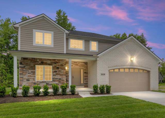 Property at 29126 Brooke Meadows Ct, Chesterfield, MI 48047, 4 beds, 2.5 baths