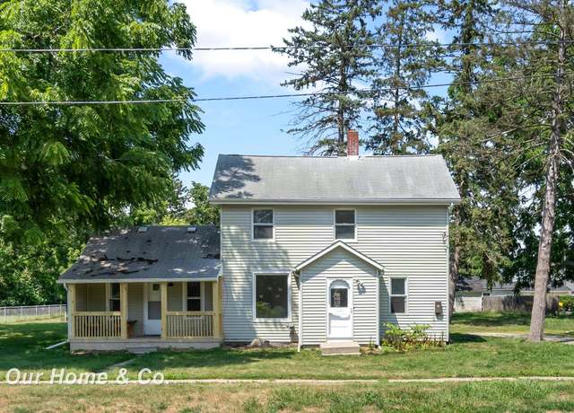 Property at 240 W 3rd St, Imlay City, MI 48444, 4 beds, 2.5 baths