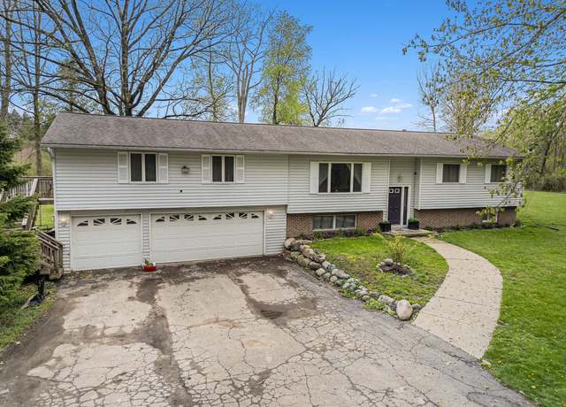 Property at 5959 Echo Ln, Oxford, MI 48371, 4 beds, 3 baths