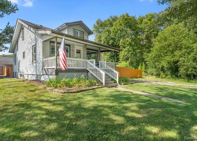 Property at 13407 Strong Blvd, South Rockwood Village, MI 48179, 2 beds, 1 bath