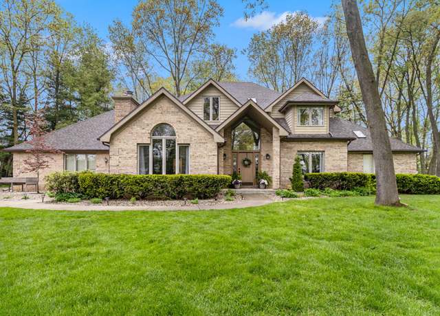 Property at 5650 Blue Spruce Ln, Kalamazoo, MI 49009, 5 beds, 5 baths
