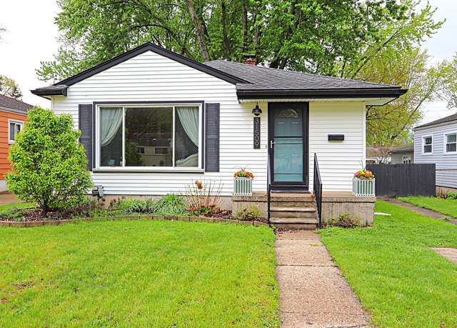 Property at 31509 Fairchild St, Westland, MI 48186, 3 beds, 1 bath