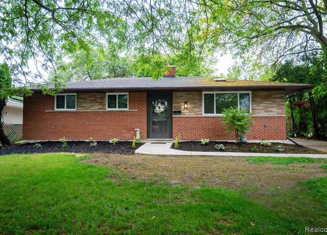 Property at 24449 Laurel St, Flat Rock, MI 48134, 3 beds, 1 bath