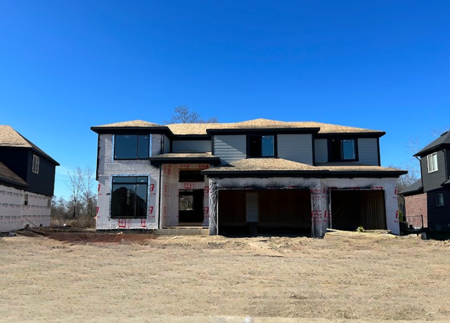 Property at 45623 Shoal Dr, Macomb, MI 48044, 4 beds, 3.5 baths