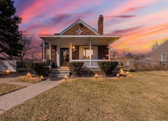 Property at 18035 Helen St, Detroit, MI 48234, 3 beds, 1.5 baths