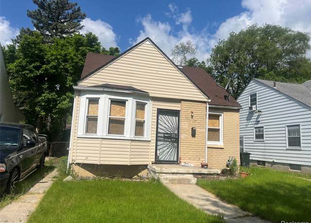 Property at 18935 Huntington Rd, Detroit, MI 48219, 3 beds, 1 bath