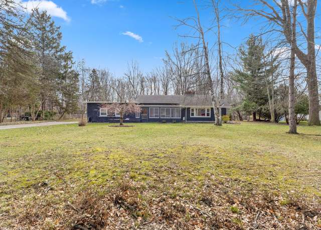 Property at 16808 Fairfield St, Livonia, MI 48154, 3 beds, 1 bath