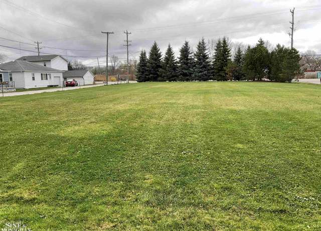Property at 8637 Dixie Hwy, Fair Haven, MI 48023