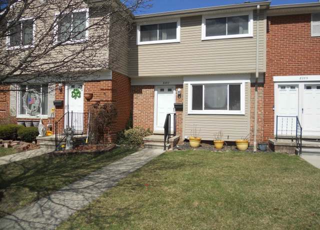 Property at 8207 Farnum Ave, Warren, MI 48093, 3 beds, 1.5 baths