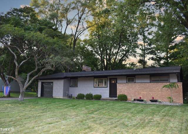 Property at 2330 Kewanee Way, Meridian Charter Township, MI 48864, 3 beds, 1 bath