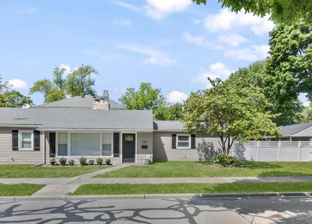 Property at 343 Beaupre Ave, Grosse Pointe Farms, MI 48236, 2 beds, 1.5 baths