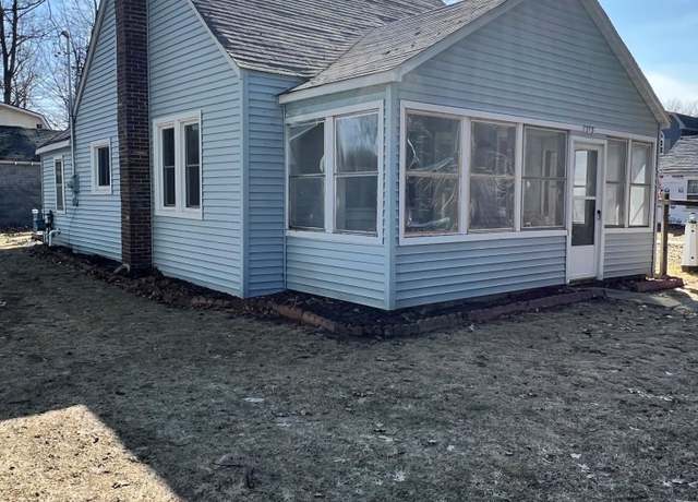 Property at 213 Evens Ave, Roscommon, MI 48653, 3 beds, 1 bath