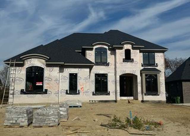 Property at 2231 Leewood Dr, Shelby Twp, MI 48316, 4 beds, 3.5 baths