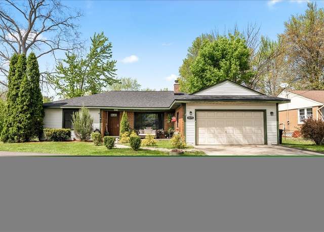 Property at 1075 E Hill Rd, Grand Blanc, MI 48439, 3 beds, 2.5 baths