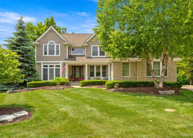 Property at 23736 Point O Woods Ct, South Lyon, MI 48178, 5 beds, 4.5 baths