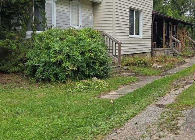 Property at 4018 Grand Blanc Rd, Swartz Creek, MI 48473, 2 beds, 1.5 baths