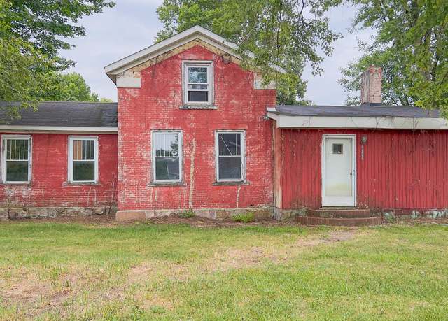 Property at 10259 John St, White Pigeon, MI 49099, 4 beds, 1 bath