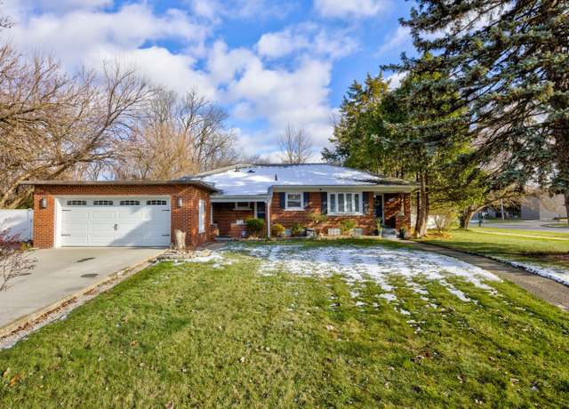 Property at 24016 Martha Washington Dr, Southfield, MI 48075, 3 beds, 2 baths