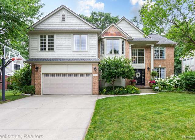Property at 3845 Beechcrest, Rochester Hills, MI 48309, 5 beds, 3.5 baths