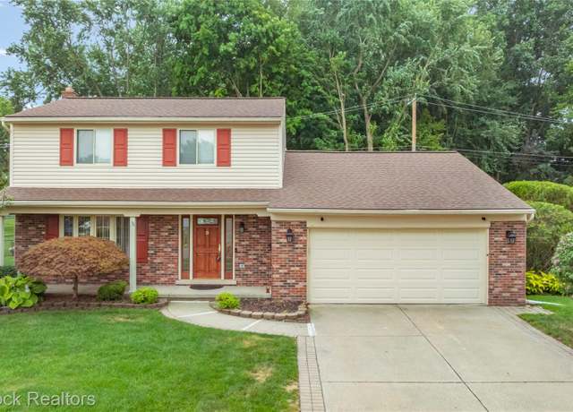 Property at 23756 Kim Dr, Clinton Township, MI 48035, 4 beds, 2 baths