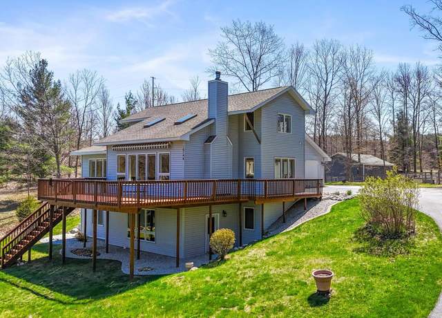 Property at 10746 Deal Rd, Williamsburg, MI 49690, 4 beds, 3.5 baths