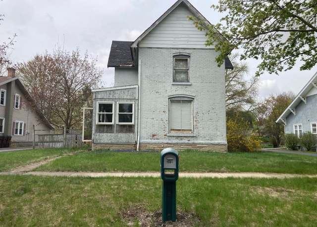 Property at 310 Carey St, Deerfield, MI 49238, 4 beds, 1.5 baths