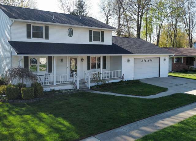 Property at 472 Central St, Marysville, MI 48040, 4 beds, 2.5 baths
